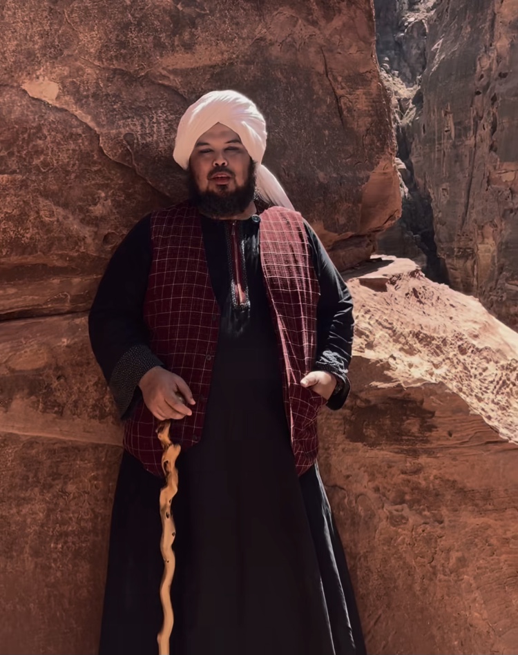 Ustaz Derry Sulaiman (IG @derrysulaiman)